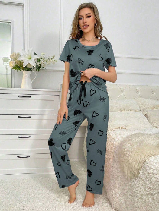 Cordate Pattern Text Print Pajama Set