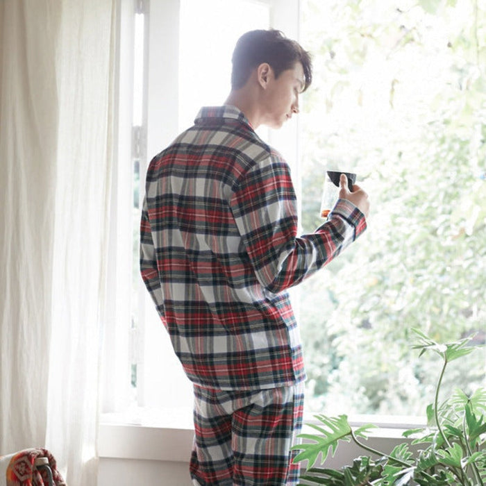 Plaid Print 2 Piece Cotton Couple Pajamas Set For Women and Men