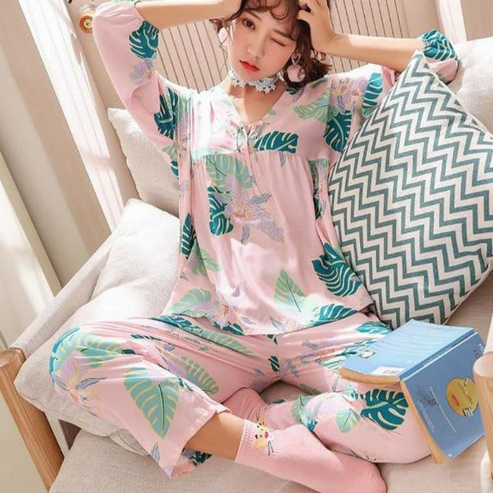 Soft Loose Sleepwear V-Neck Pajamas Sets Printed