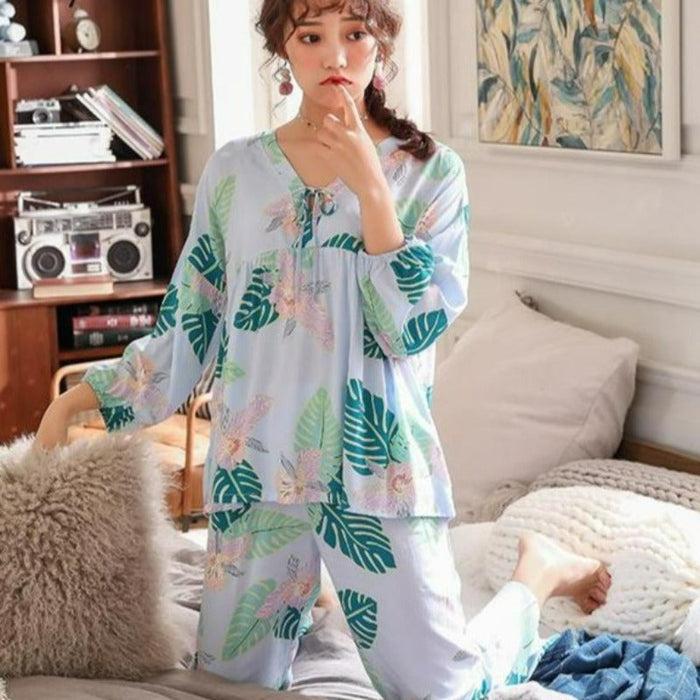 Soft Loose Sleepwear V-Neck Pajamas Sets Printed