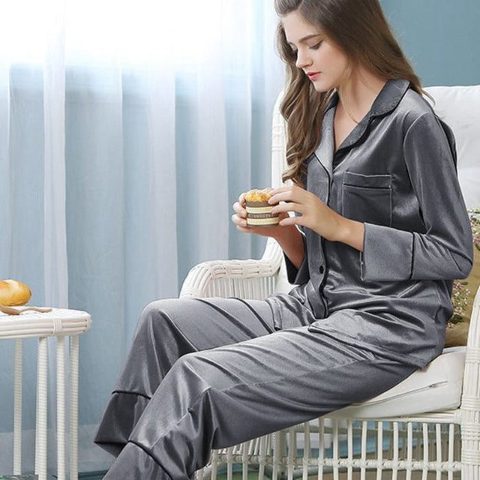 Men and Women 2 Piece High Quality Velvet Pajama Set