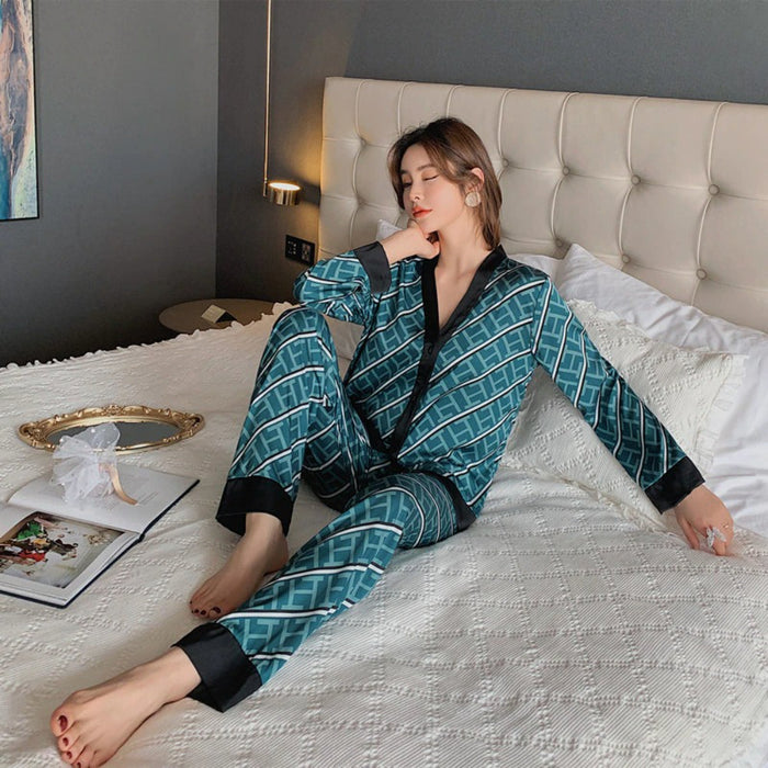 Women's Pajamas Set V Neck Design