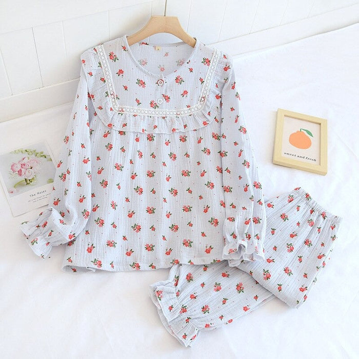 Pretty Women's Long-Sleeved Pajamas