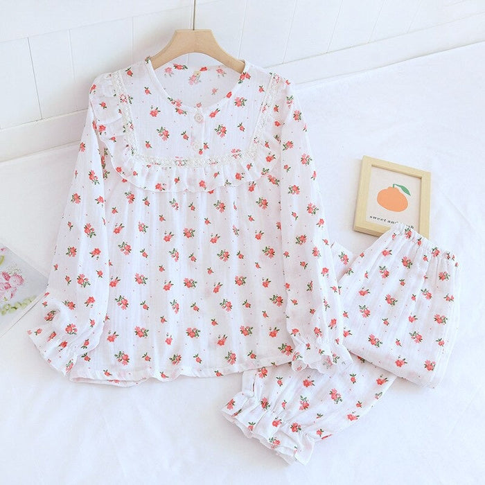 Pretty Women's Long-Sleeved Pajamas