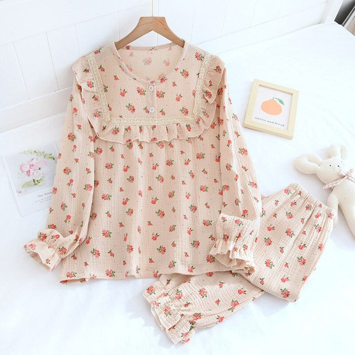 Pretty Women's Long-Sleeved Pajamas